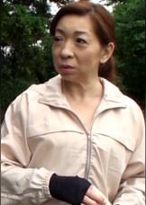 田舎暮らしの農家の熟女も若い男とセックスしたいんだよ！エロい刺激を求めて欲求不満解消の中出しSEXに溺れる！