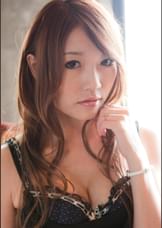 可愛いおねえさんが2穴で感じまくり!
