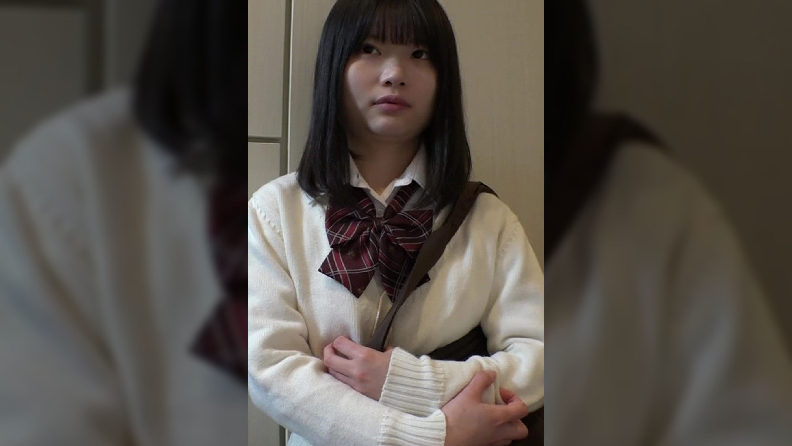 巨漢のおじさんが童顔●児体型女〇〇生をハメまくる