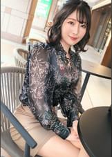 【訳ありな人妻】「騎乗位のとき、自ら動くタイプです。。。」気持ち良いところを探しては、無心に腰を振り続け、快楽の波を自分から引き寄せる。自分の快感に正直な彼女は、とにかく、えろい。ただ、この一言に尽きる。 【初撮り】ネットでAV応募→AV体験撮影 2166