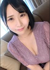 【初撮り】【柔らかH乳】【淫猥奉仕】恥ずかしがりながらも撮られることに興奮を覚えていく、おっとり系色白お姉さん。