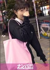 マジ軟派、初撮。 1482 アニメ好きな18歳の美少女にフィギュアを買ってあげるかわりにホテルイン！！アニメ声でヨガり、飛び出す淫語が卑猥すぎて必見！！！！