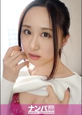 マジ軟派、初撮。 1585 『この服タダであげるからハメてもイイですか？』新宿を舞台に、引っかかったのは美意識高めな美容部員！？ハメる前からマン汁でアソコぐしょぐしょ！？乳首ビンビン！？エッチなイタズラも成すがままに受け入れる！？欲求不満な美女の淫乱セックスがいざ始まる！