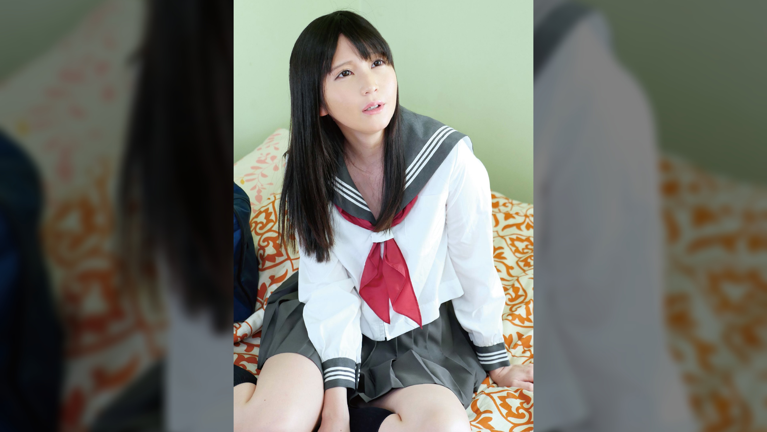 サエない僕に同情した女●●生の●に「擦りつけるだけだよ」という約束で素股してもらっていたら互いに気持ち良すぎてマ○コはグッショリ!でヌルっと生挿入!「え!?入ってる?」でもどうにも止まらなくて中出し