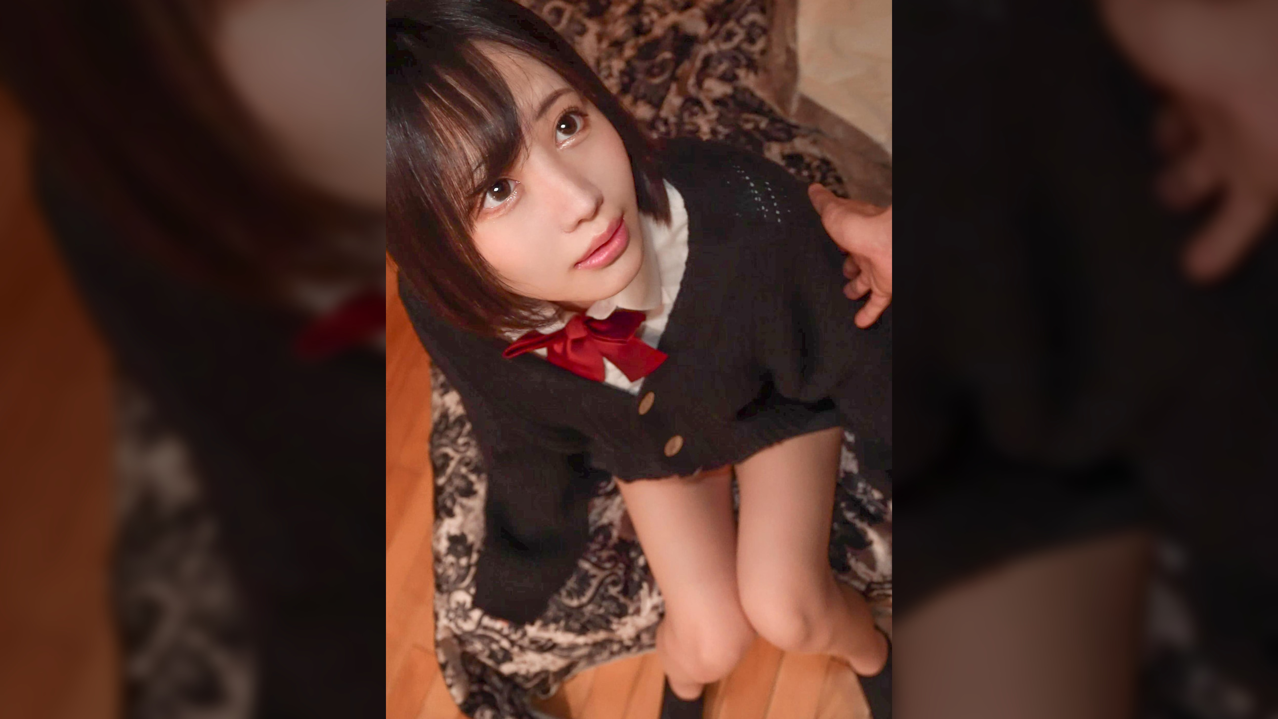 清楚系ビッチに種付け！！アヘ顔晒しながら連続絶頂するバカま〇こに生中出ししてみたｗｗｗ