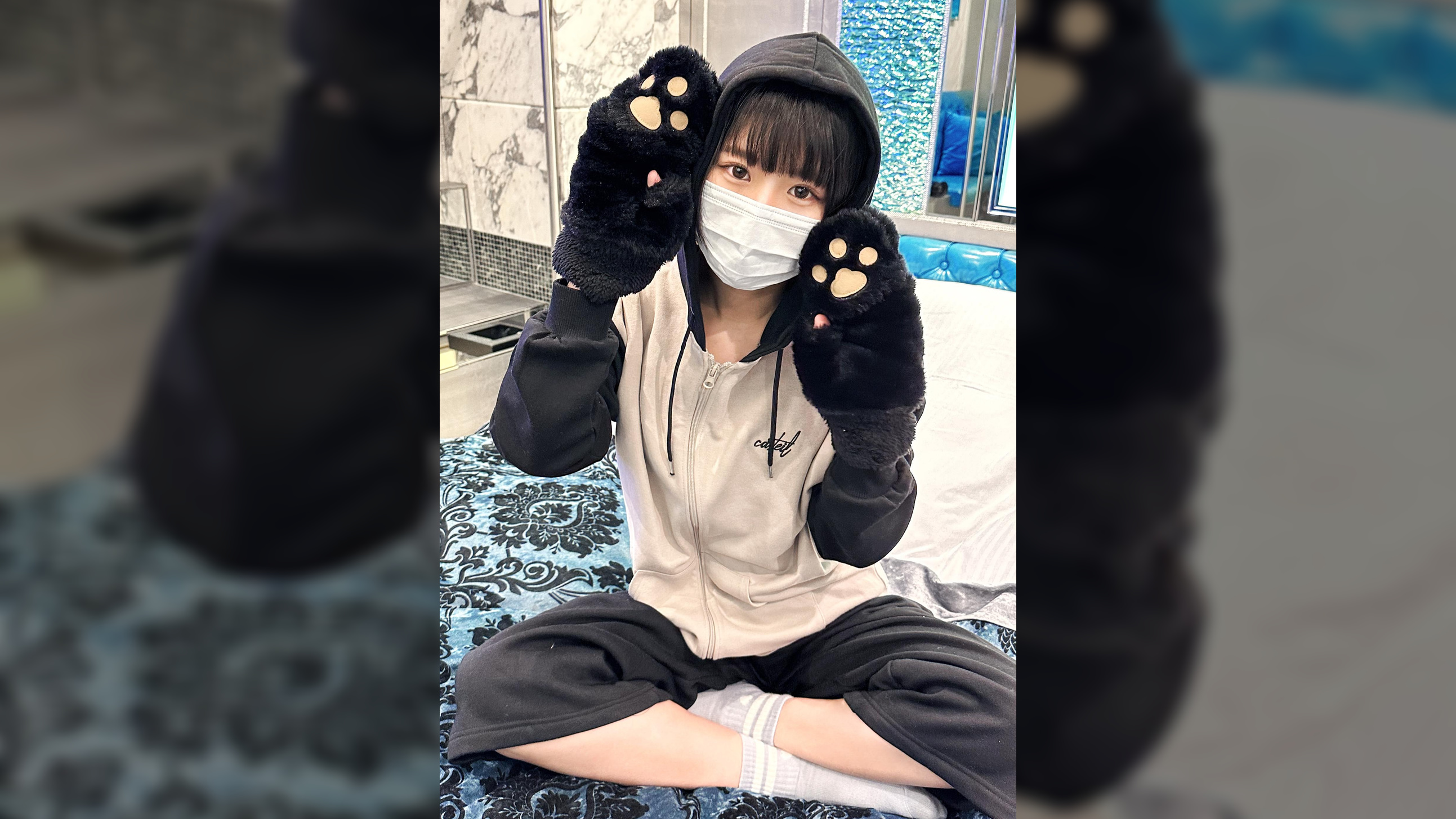 19歳の援交少女 父に連れられおじさんの元へ…… 未熟な剛毛おま〇こに秘密の中出し