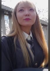 金髪ギャルの●●女子とおじさんの裏行為