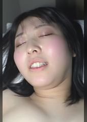 「奥気持ちいぃ…！」ほどよい柔らかムッチリ恵体の人妻を抱く