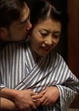 関東地方のとある田園地帯で郵便配達員をしている男と資産家の未亡人とのちょっとエロいラブストーリー！