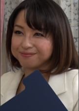 女性恐怖症で下着フェチの男性患者さんを治療カウンセリングする。黒パンストミニスカ女医の淫乱痴女治療！