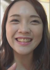 笑顔が可愛いノリのいい人妻の魅力！男もうなる下品で献身的な舌遣い！