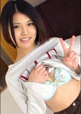 【癒し系の花屋さん】【ワタシえっち好きかも…】初体験で実感！自らクリを弄り極太肉棒に●いしれる！ 応募素人、初AV撮影 327