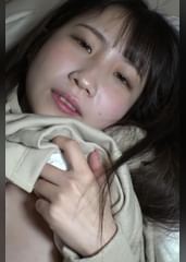 色白JKがフェラチオで癒してあげる