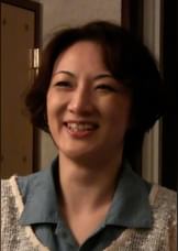 上品な顔立ちで真面目に過ごしてきた熟女が人生初のカメラの前での大股開き！濡れた股間を他人棒で激ピスされて本能丸出し淫乱イキ！
