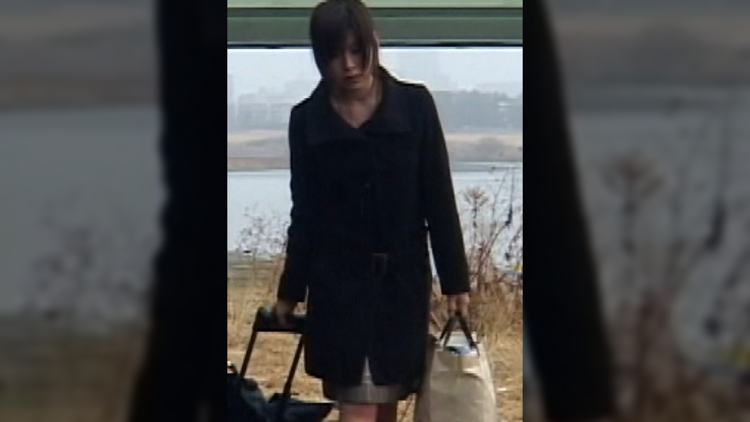 昭和の古き良き時代。東京の多摩川の土手の食堂で心に傷を負った女性達とハーレムを築いた男!