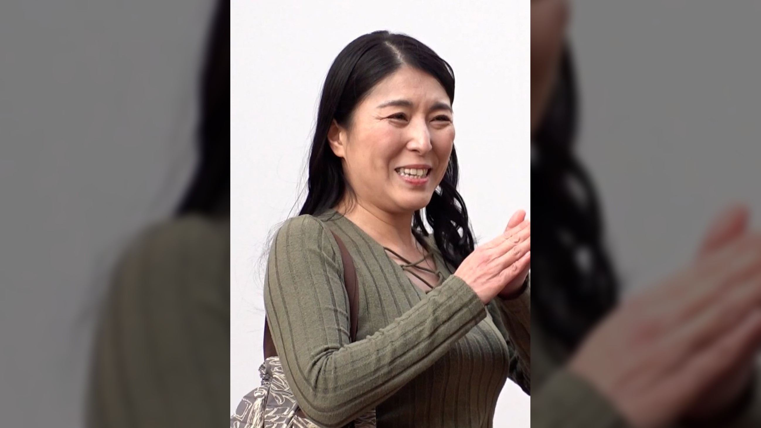 エロには程遠い地元商店街の熟女をナンパして意気投合してラブホへ…。平凡な生活に刺激を求めてひと時の快楽に溺れる！