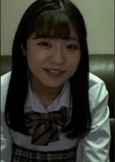 あどけない笑顔の黒髪娘とイケナイコスプレ変態パコパコ中出し性交！