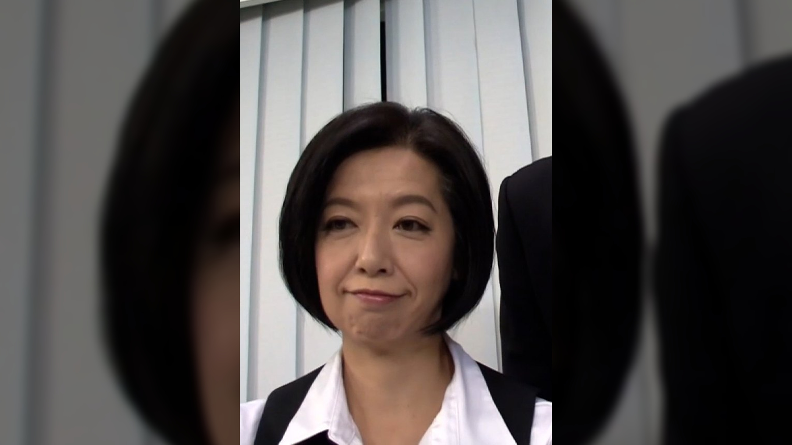 「社長それは…」と言いながらもアソコを濡らす女の性。残業時間の快楽セックスミーティング！