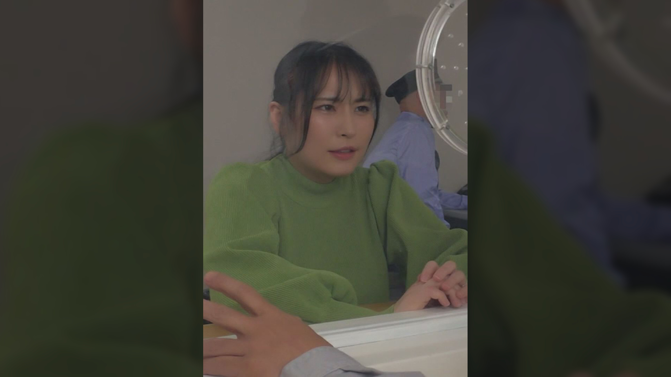 あなたごめんなさい…。刑務官と結ばれた秘密の契約!旦那が見てる前で中出しセックス!