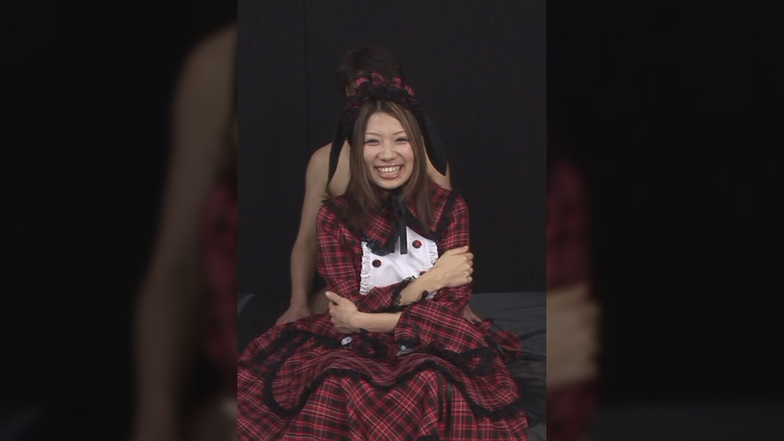ギャルなのにコスプレ大好き！脱いだらスタイル抜群のEカップ！ギンギンの肉棒をアソコで咥えて最後は顔面射精で精液しぼり取り！