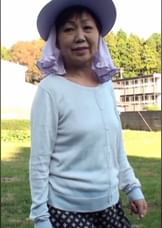畑仕事中の田舎熟女をアンケートとナンパしてみたら…。いい歳ですがやっぱりエッチがしたい⁉久しぶりの若い肉棒にイキまくる中出しセックス！