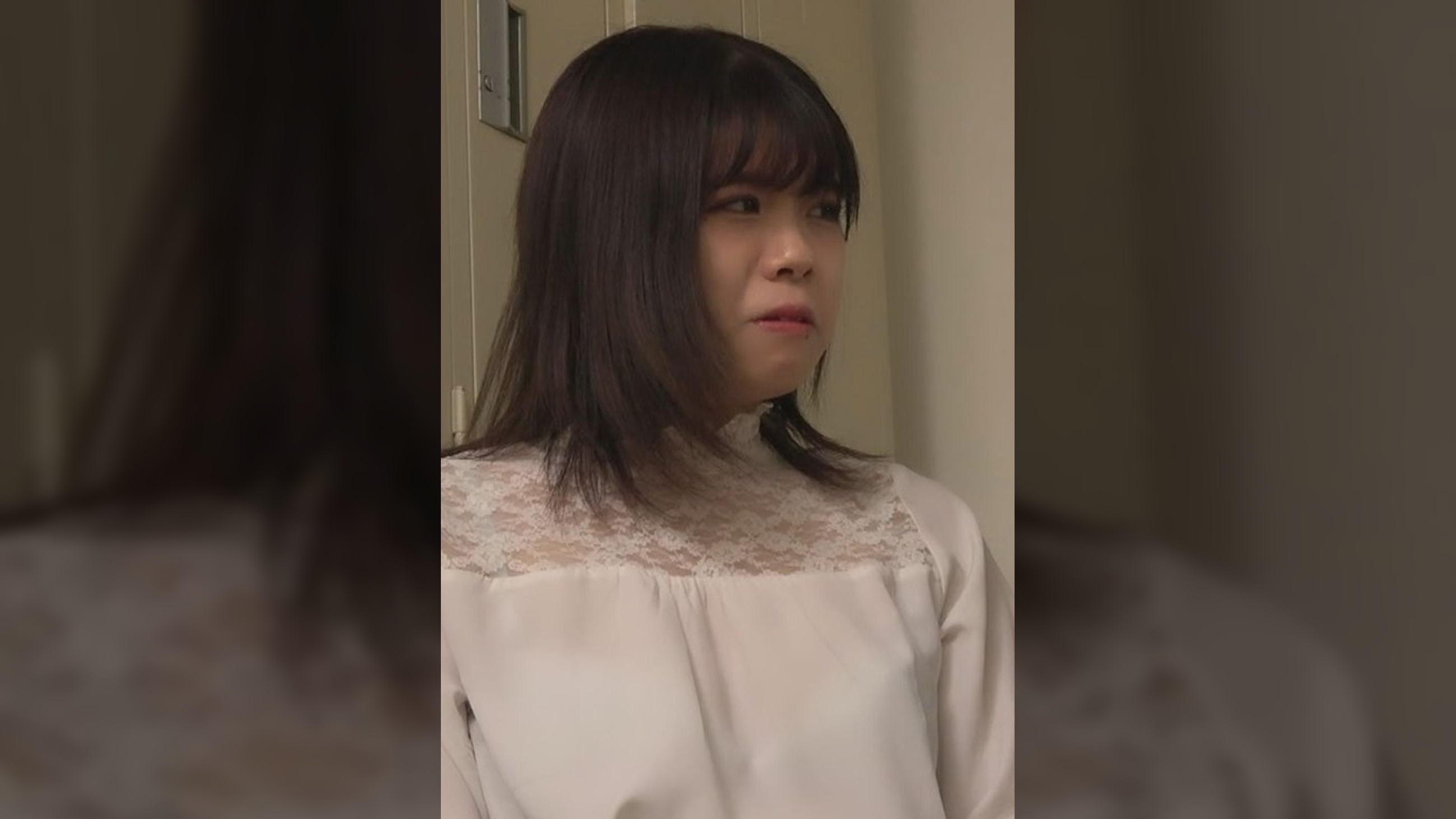 「なんでもいう事を聞きます」悲し気に言いなりになる奥様にほくそ笑む男！