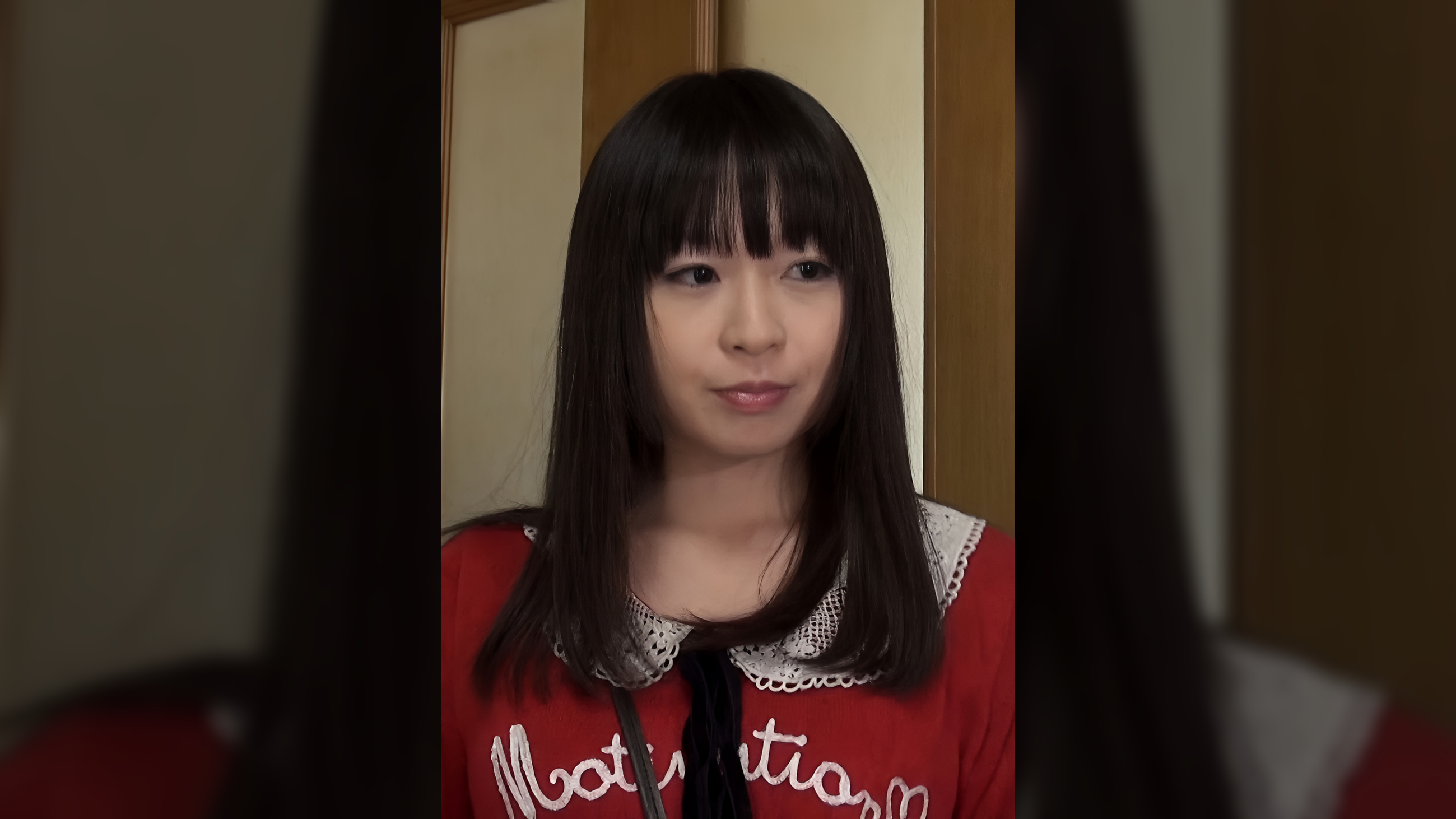 ロリ顔巨乳娘の恥じらいSEX
