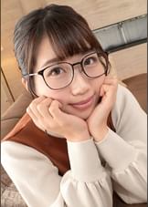 【初撮り】【メガネ女子】【濃厚がっつきフェラ】真面目そうに見えてハメ潮を連発する敏感むっつりスケベっ娘を発掘。男根でいっぱい突かれ限界突破した激濡れオマ○コは、愛液を止めどもなく垂れ流していき.. ネットでAV応募→AV体験撮影 1782
