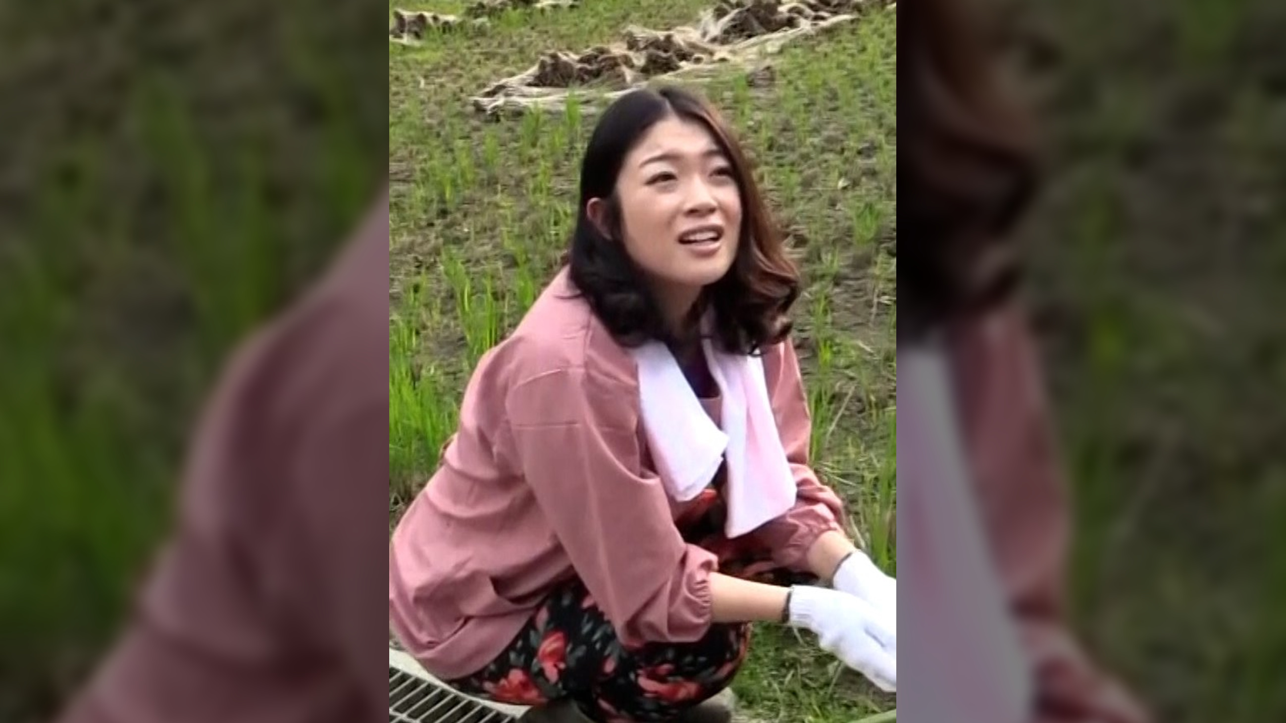 黒人田舎ナンパ！農作業中の熟女と国際交流混浴露天風呂で想像以上の巨根を膣奥まで突っ込まれ狂ったようにイキまくる！