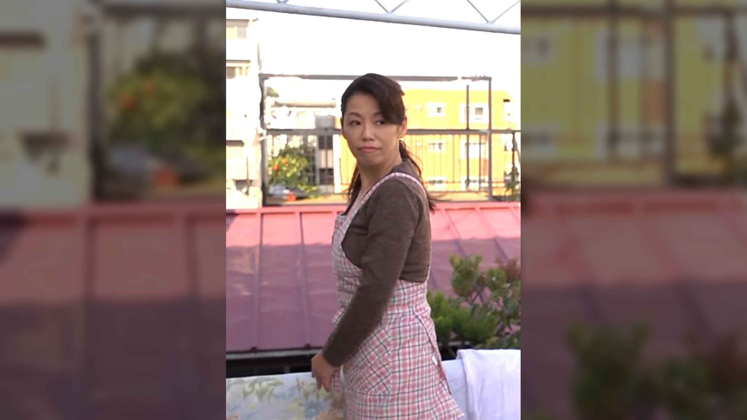 母さんはAV女優⁉偶然見つけた母のエロ動画に突き動かされる愛息！理性と快楽の狭間で堕ちる禁断の中出しSEX！