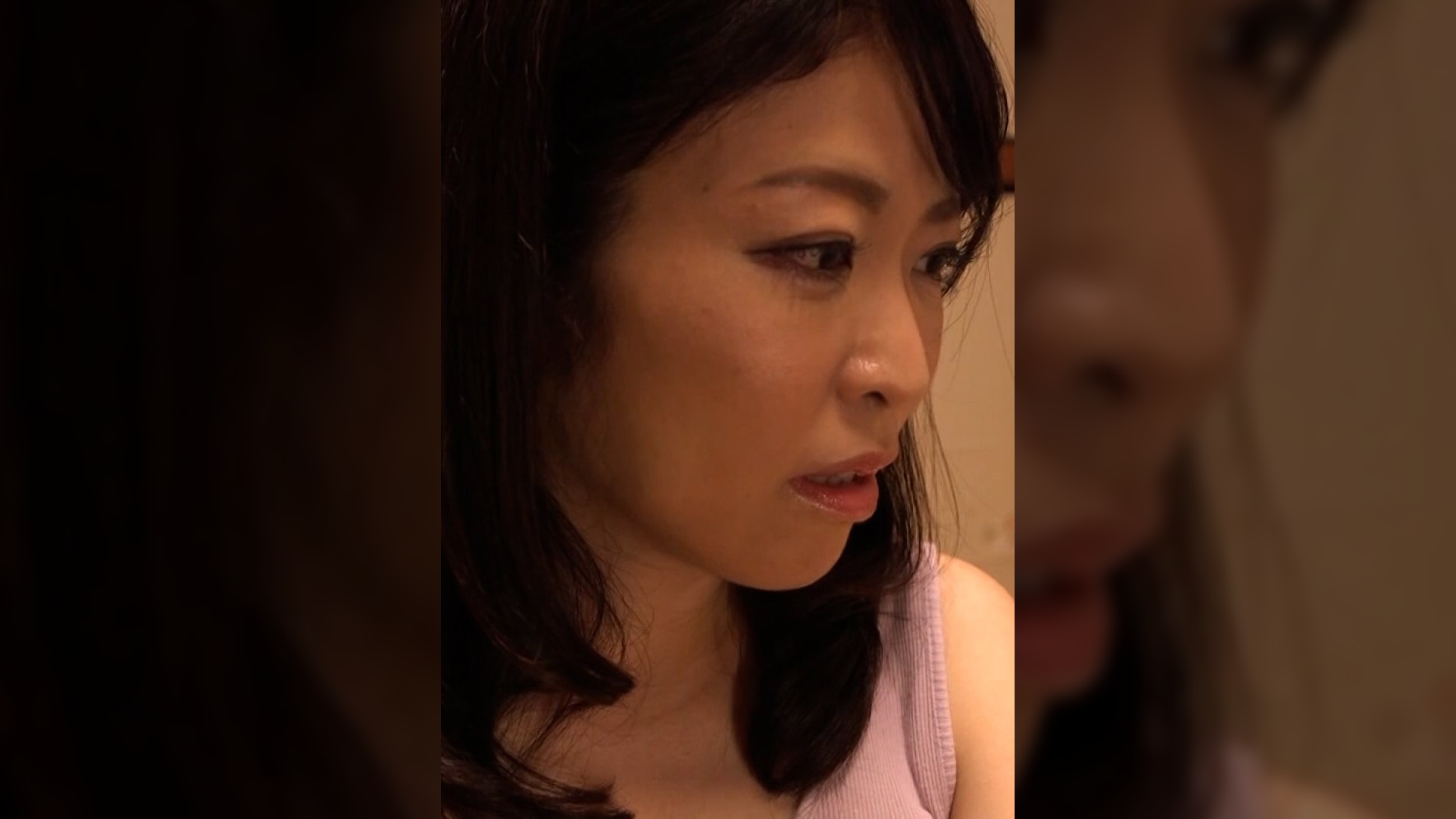 出張前日のふたりきりのひと時、熟年夫婦が愛し合う濃厚中出しセックス!