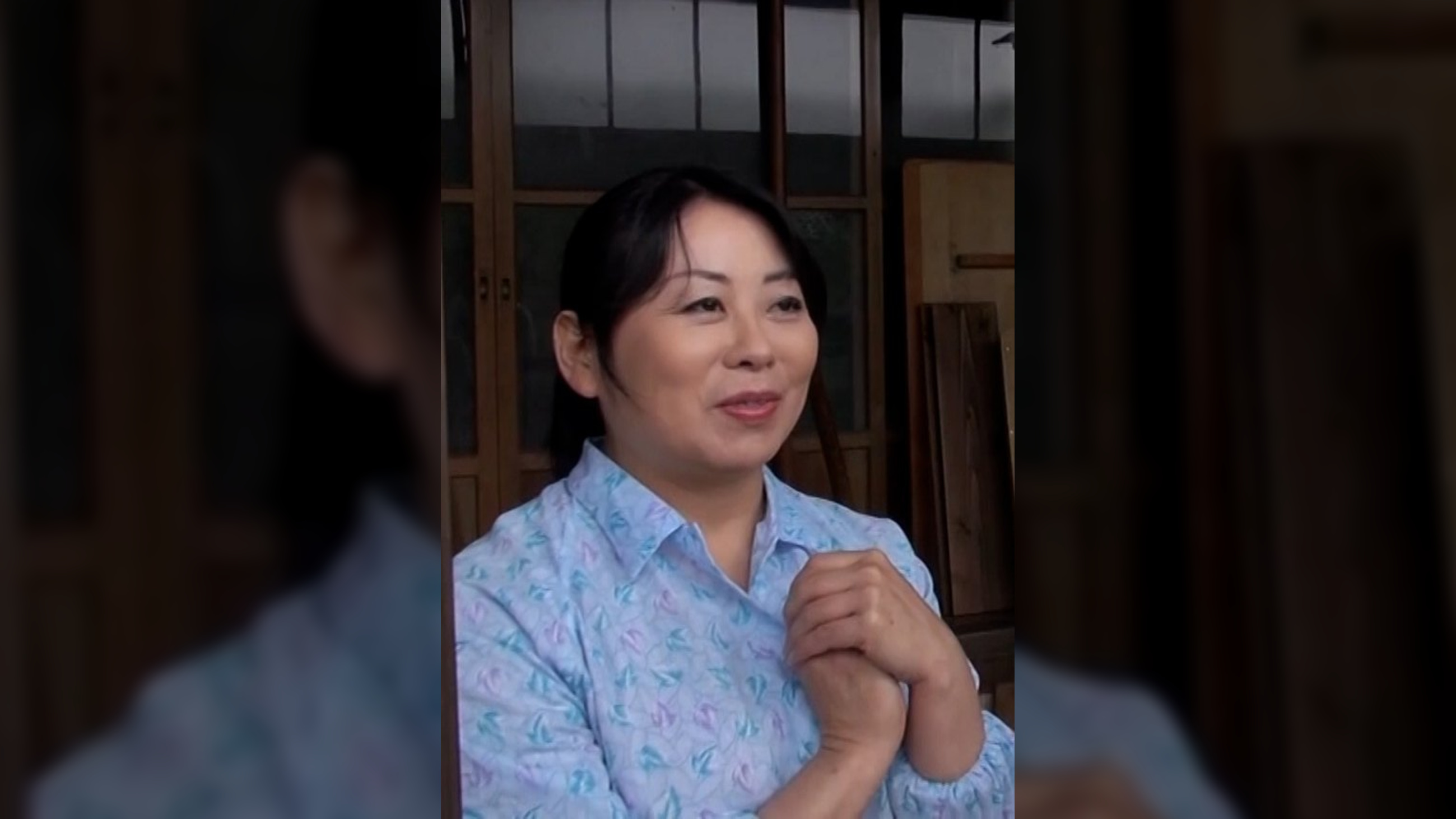 田舎で慎ましく暮らす熟れ頃熟女が日々の欲求不満に耐えかねてAV出演。痴態を晒して快感に没入する初撮り中出しセックス！