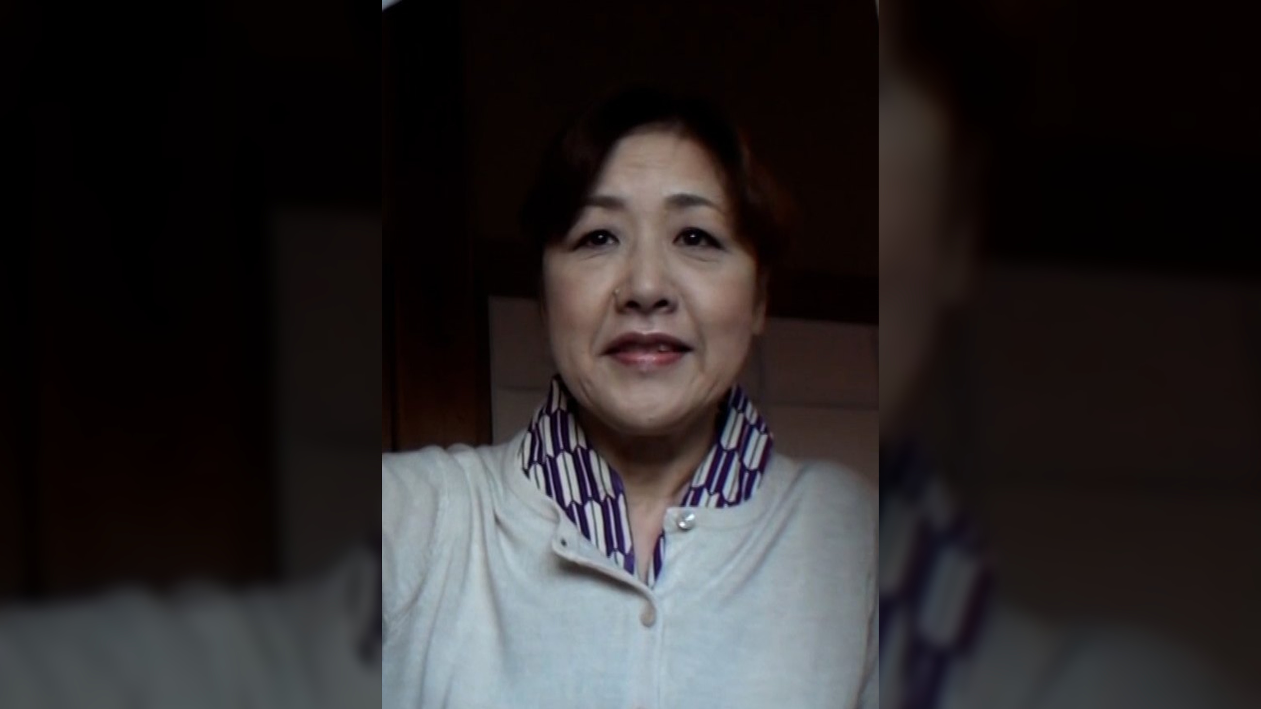 田舎の一軒家で悶々と暮らす58歳独り身熟女が寂しさと欲求不満からカメラの前で痴態を晒す初撮り中出しセックス！