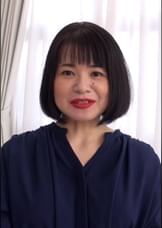 旦那と長いセックスレスの末エッチに目覚めた遅咲き熟女さんがAV出演で味わう強烈な快感に翻弄されながらもイキまくる初撮り中出しセックス！