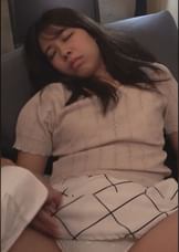 漫画喫茶の闇!可愛い女性客は個室で意識のないままおもちゃにされる!