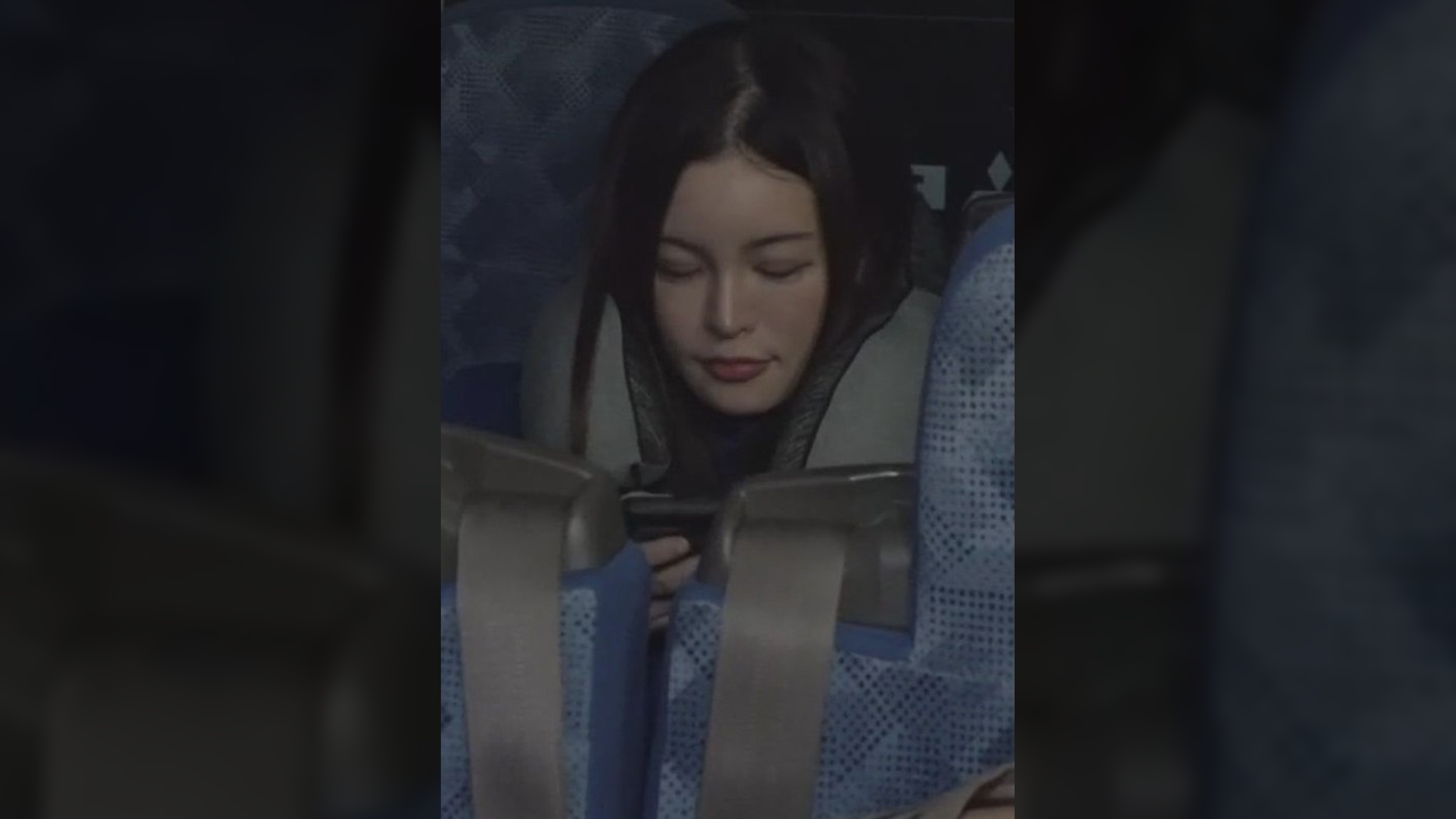 深夜のバスに現れる卑劣な男！狙われたワンピースの色白美人！