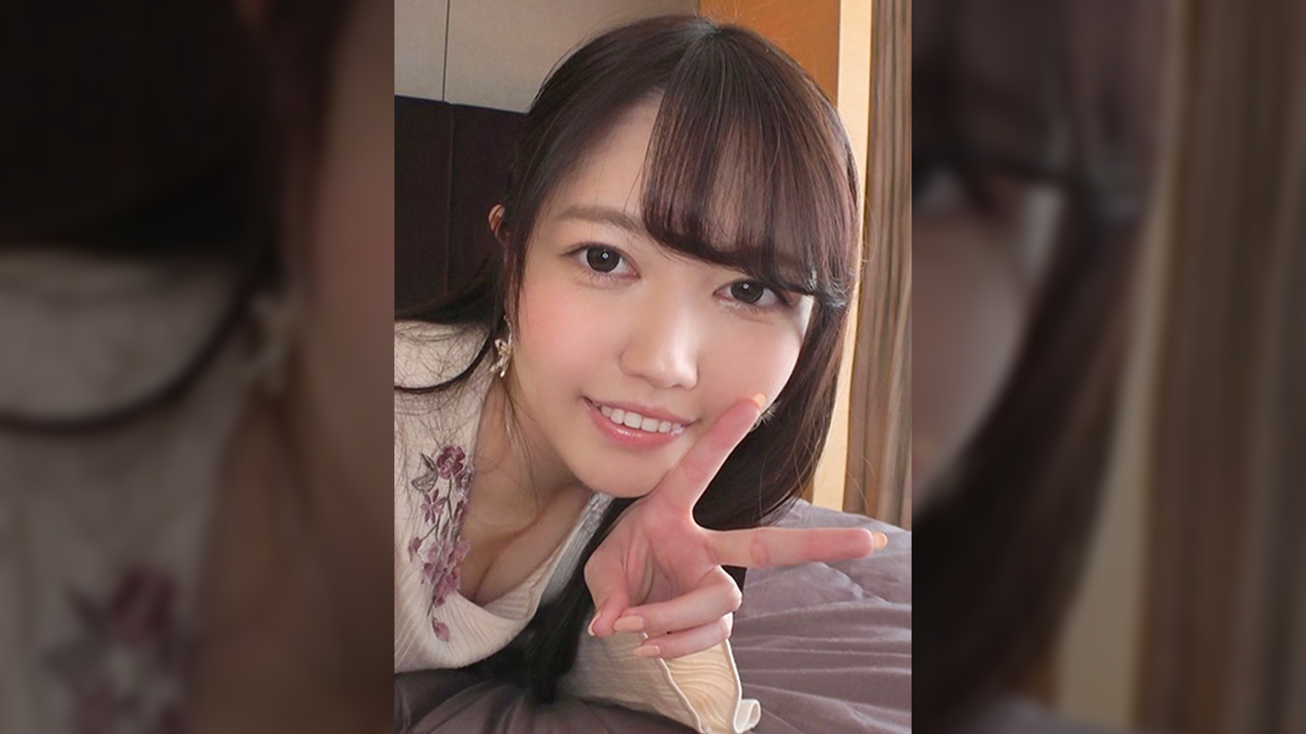 【初撮り】【濡れやすい身体】【色白女子大生】進撃してくる快感に火照らせる白い身体。現役女子大生が本気で喘ぎまくり笑顔を忘れた彼女は.. 応募素人、初AV撮影 151