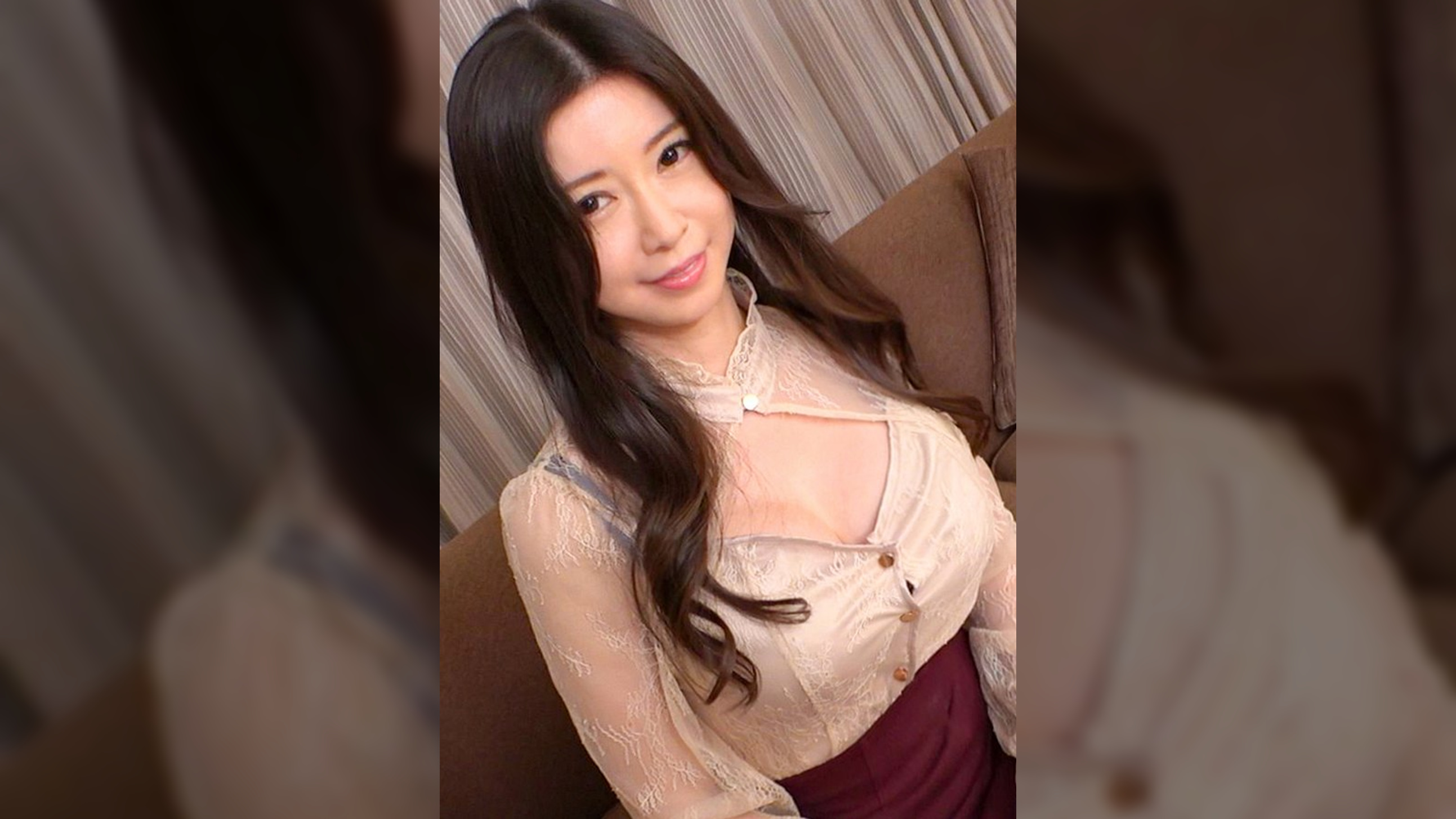 【脱いだらすごいんです】確かにおっぱい大きそうだけどHもあるかな、と思っていたら、ブラをずらして出てきた生おっぱいの存在感がハンパない……！ 応募素人、初AV撮影 325