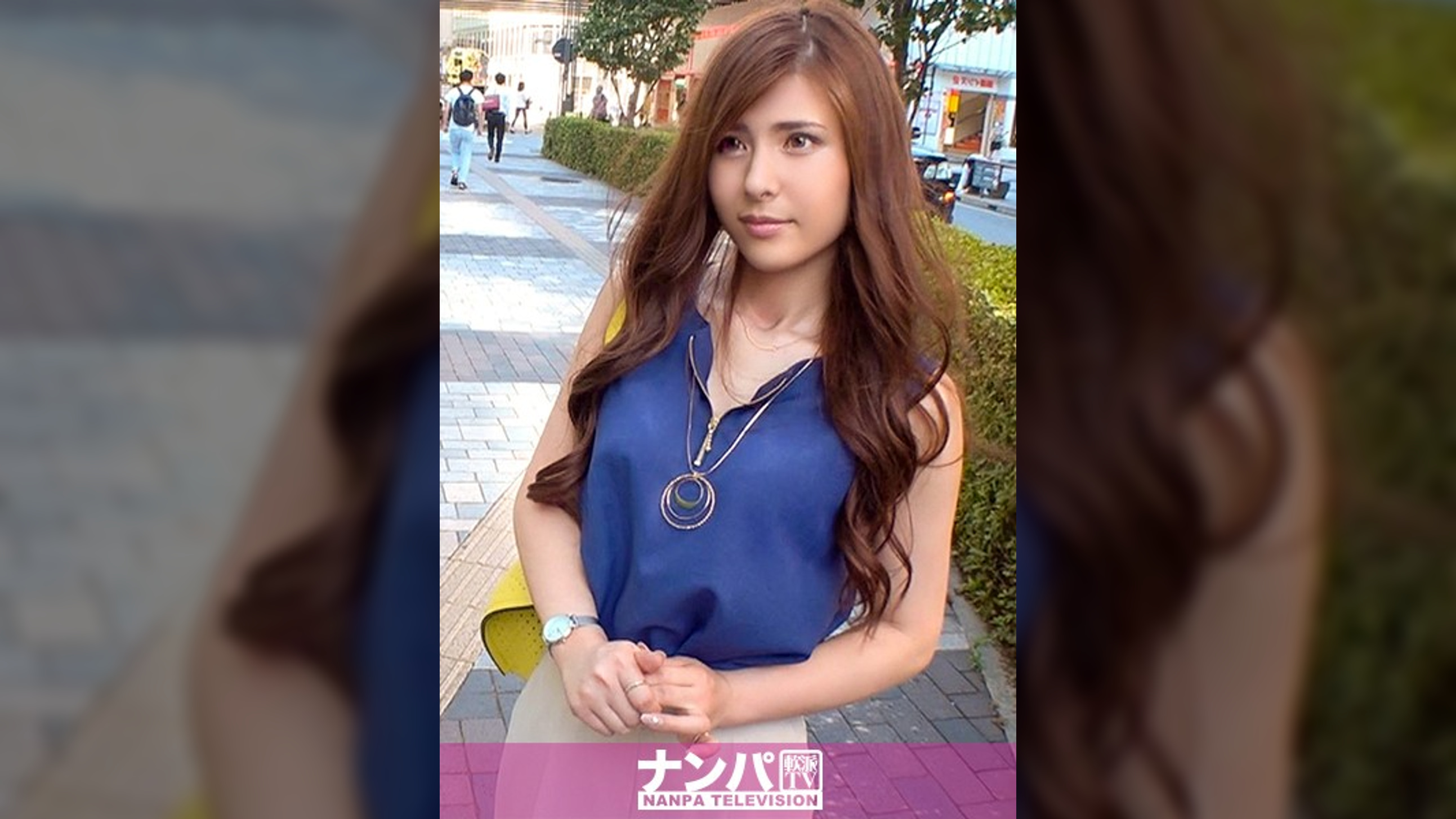 マジ軟派、初撮。 1523 有楽町で冷たい足湯に誘われてやってきた美人な営業のお姉さん！あらゆるマッサージ器具で仕事の疲れをほぐして気持ちよくなった後は、おっぱい揉んで、ぷりぷりお尻揉んで、肉棒ブチ込んで気持ちよくなってもらいました♪