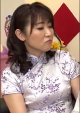 まだまだ現役！チャイナドレスのセクシー熟女の限界突破の淫乱ファック！