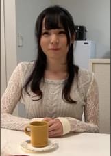 結婚したと言う倅の家に挨拶に行くと…出迎えてくれた奥さんが倅で…???卒倒する母と思わずムラムラする父、肉欲セックスに溺れる変態家族。