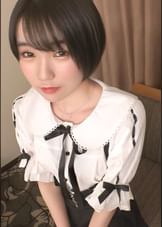 【初撮り】【黒髪ショート×ミニマム】高校を卒業したばかりのピチピチアルバイターがAV出演。ニーハイソックスを履いたままの小柄な体にピストンを繰り返すと… ネットでAV応募→AV体験撮影 1859